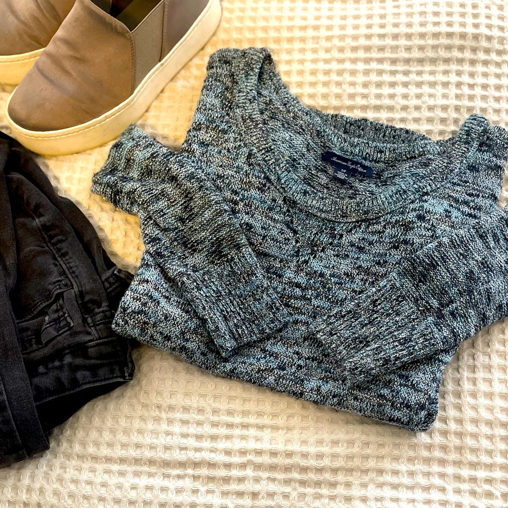 American Eagle Sweater Blue tones with Metallic Gold Threading  Size S